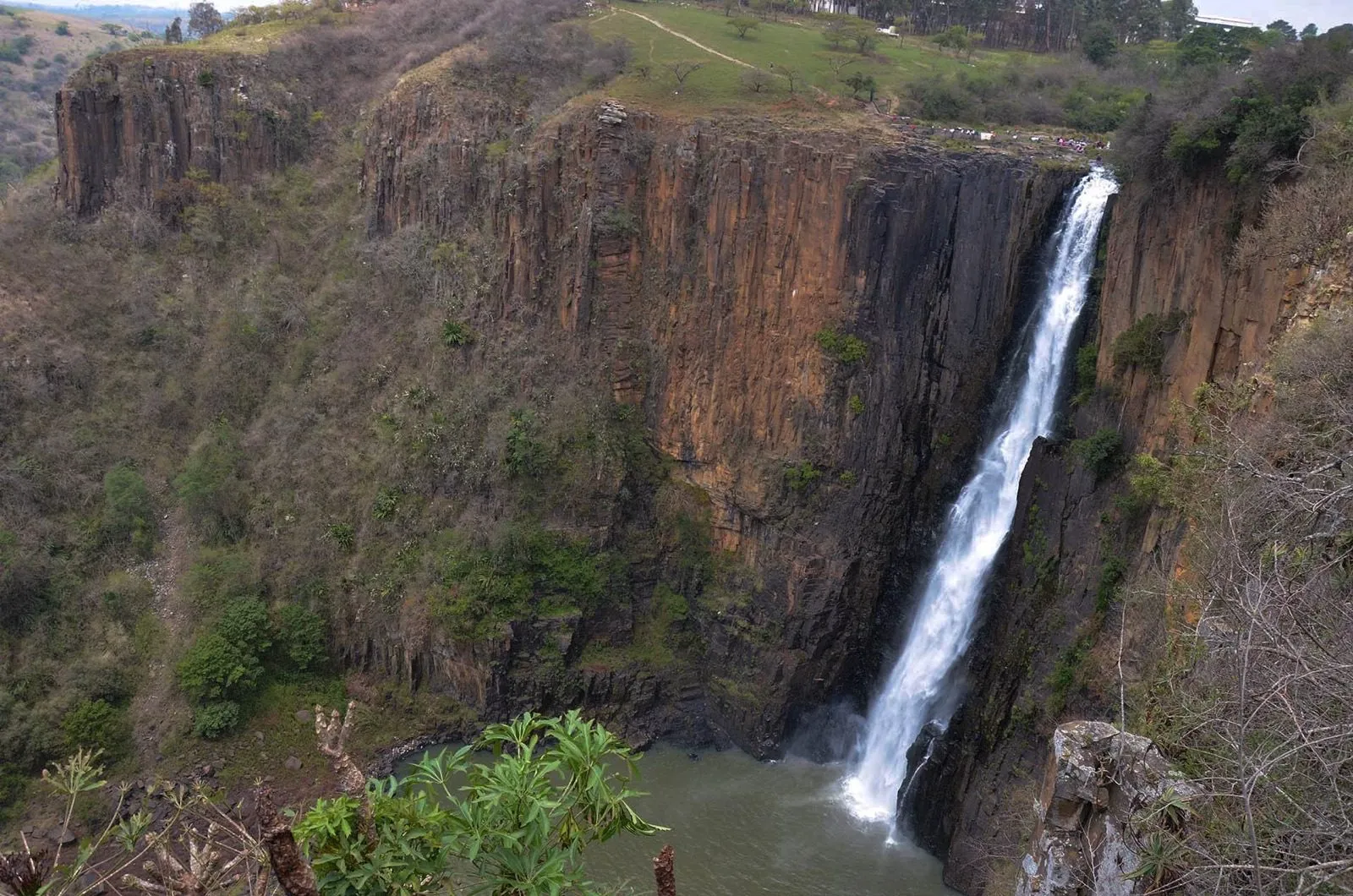 Howick Falls dropping over the cliff