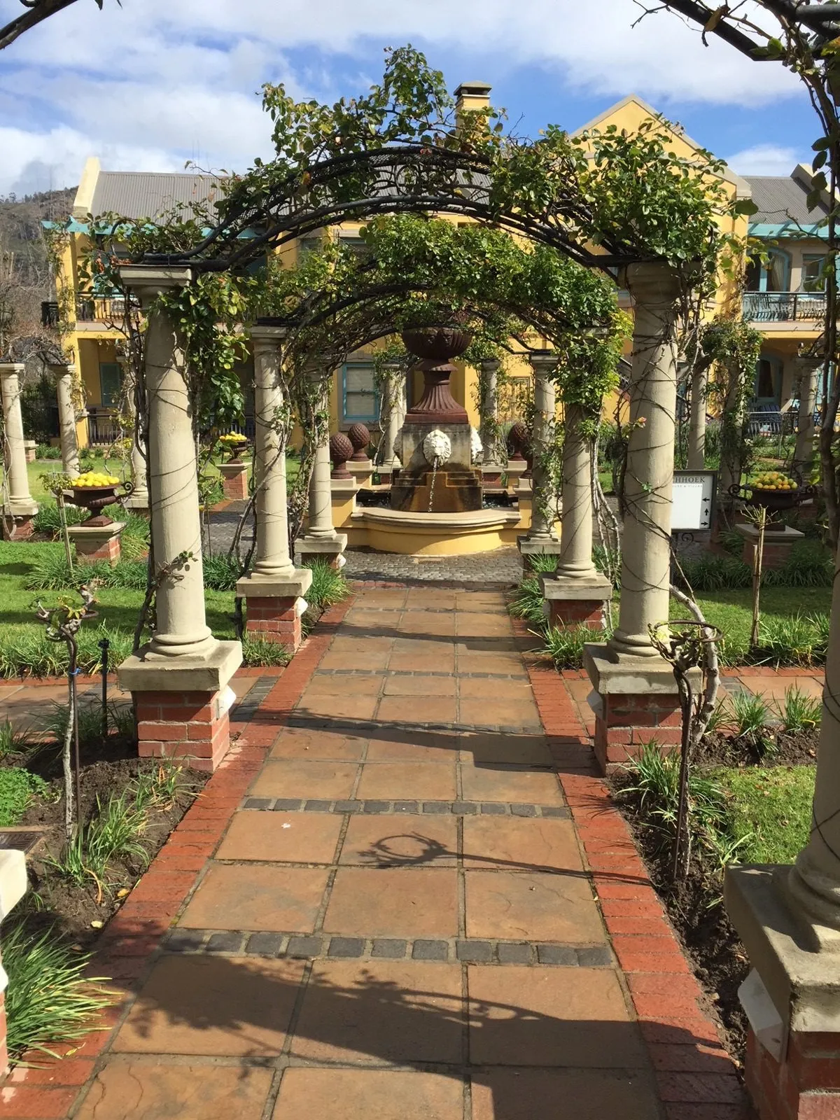 The pergola walk